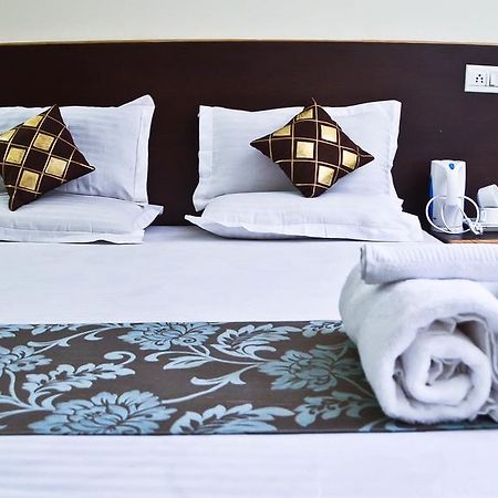 Hotel Ananta Inn Dzsaipur Kültér fotó